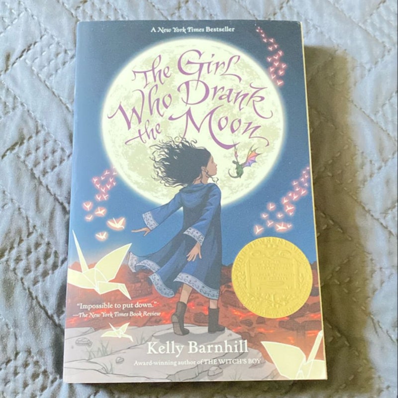 The Girl Who Drank the Moon (Winner of the 2017 Newbery Medal)