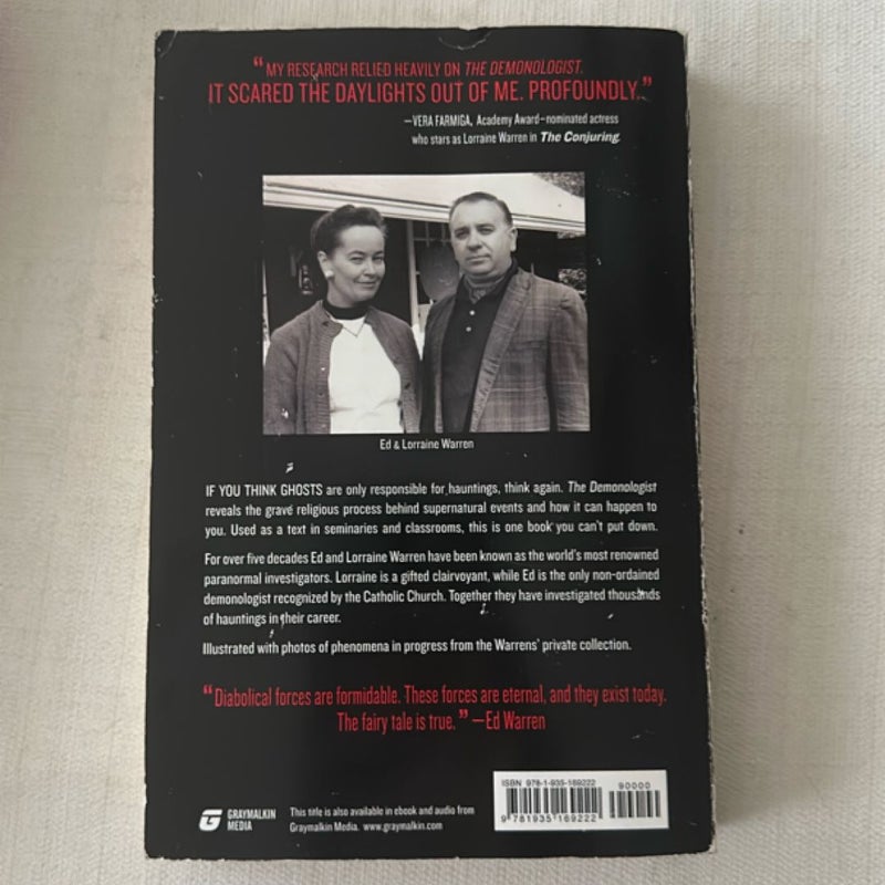 The Demonlogist: The Extraordinary Career of Ed & Lorraine Warren