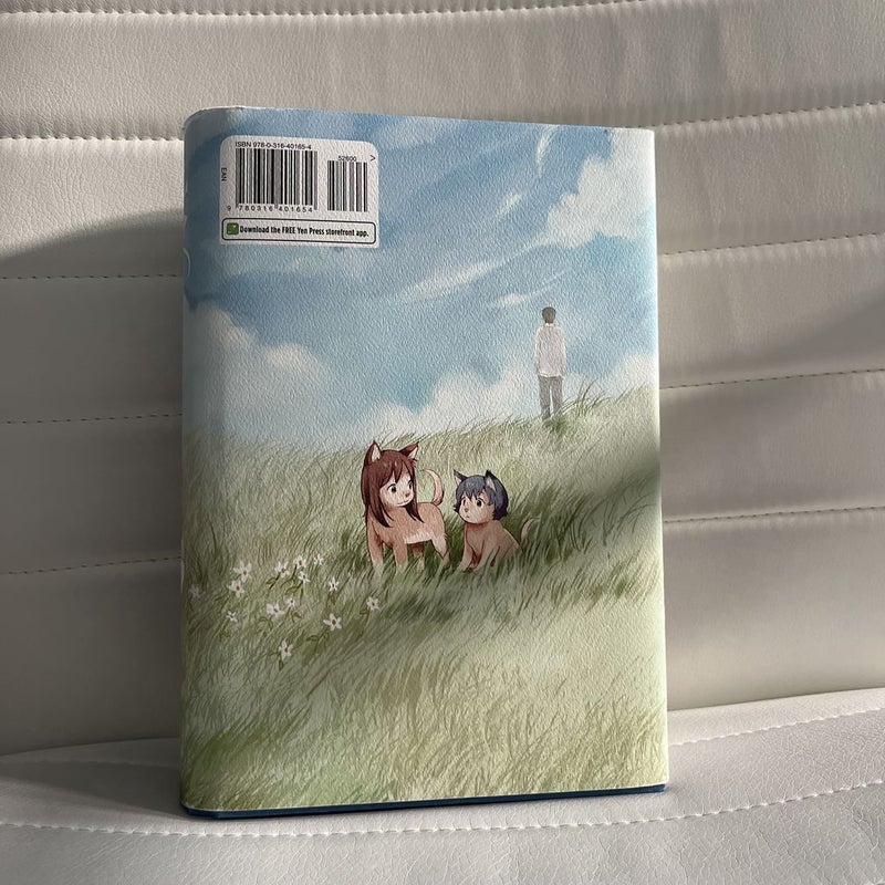 Wolf Children: Ame & Yuki: Mamoru Hosoda, Yu: 9780316401654: :  Books