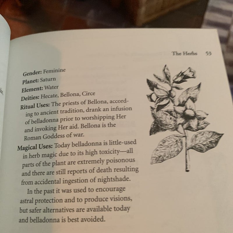 Cunningham's Encyclopedia of Magical Herbs