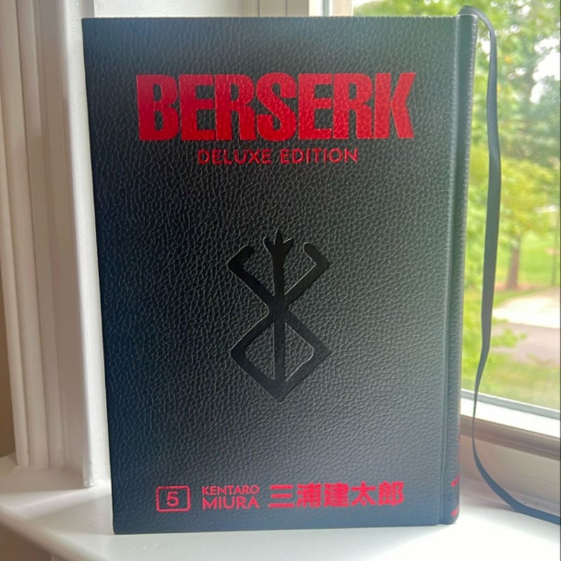 Berserk Deluxe Volume 5