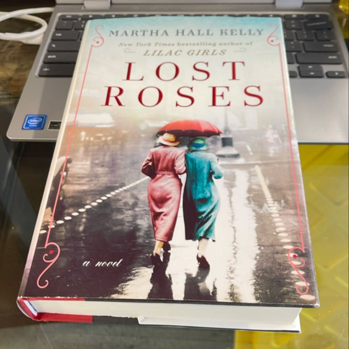 Lost Roses by Martha Hall Kelly , Hardcover | Pangobooks