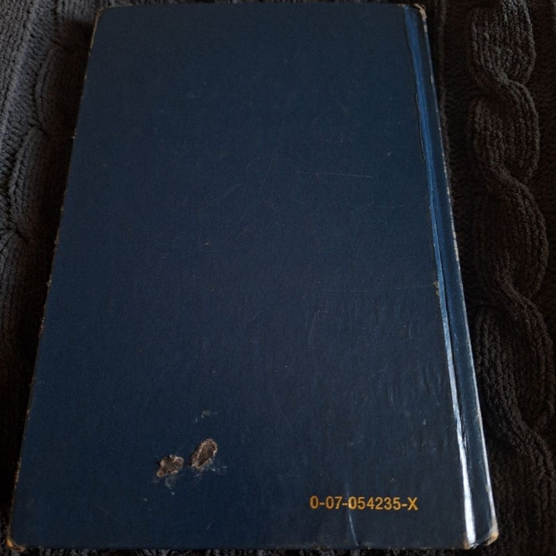 Principles of mathematical analysis 