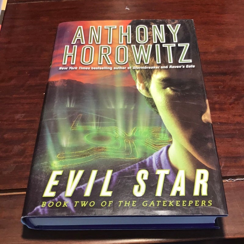 First edition /1st * Good Evil Star