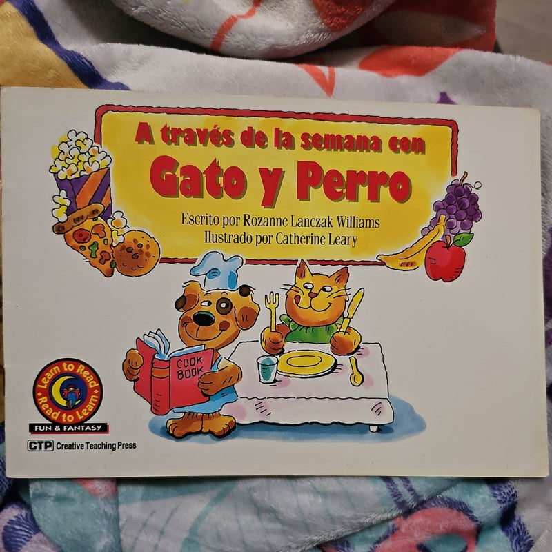 A Traves Denla Semana Con Gato Y Perro ^