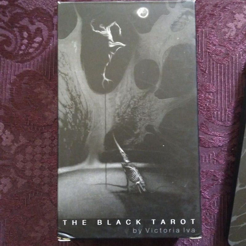 🔮The Black Tarot Deck