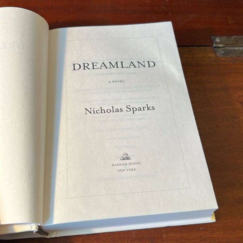 Dreamland (1st Ed/1st)