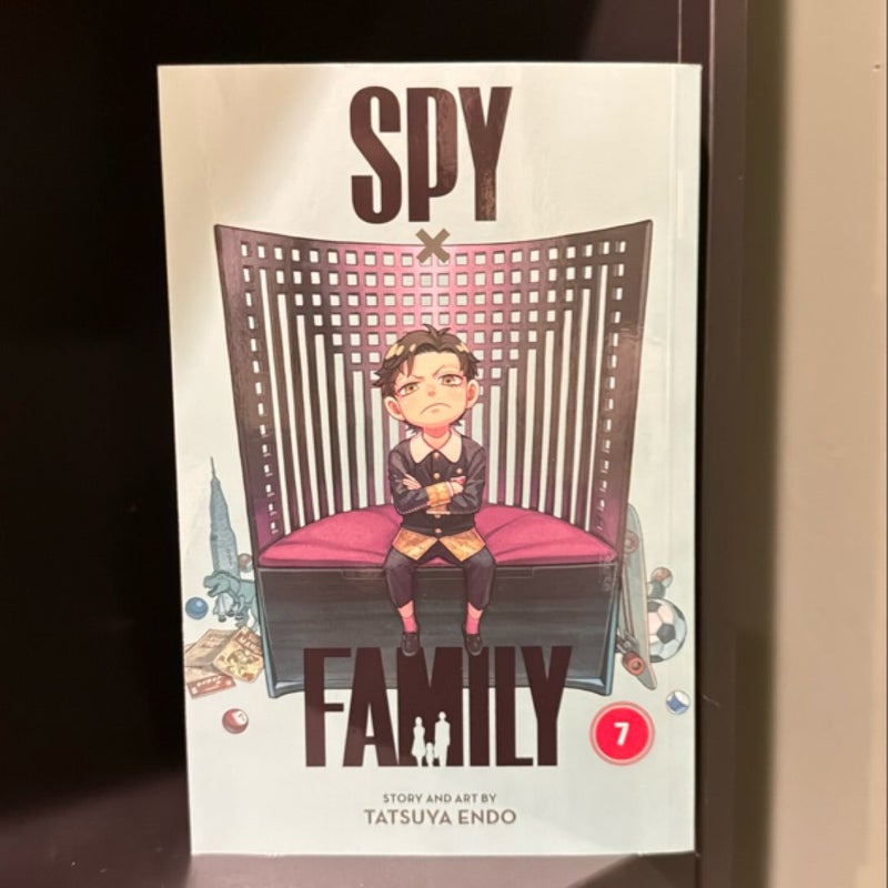 Spy X Family, Vol. 7