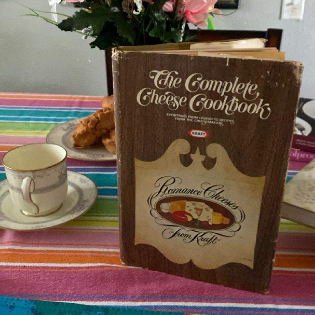 The Complete Vintage Cheese Cookbook 1971 edition