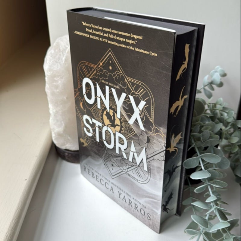 Onyx Storm *Deluxe Edition*