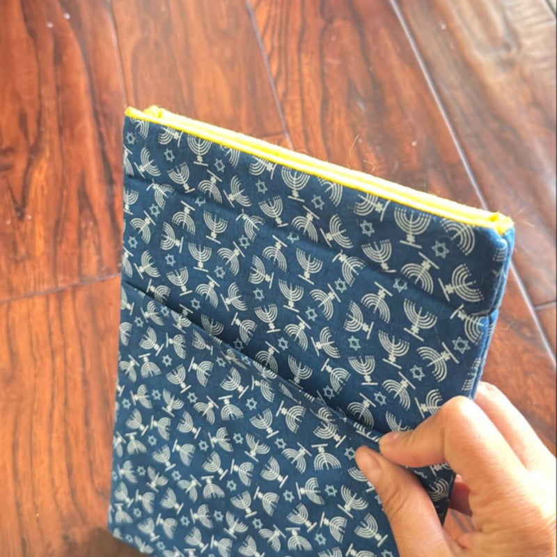 Small Hannukah Book Sleeve