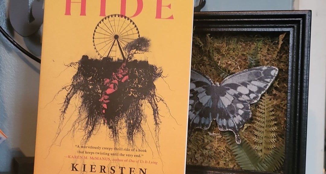 Hide by Kiersten White: 9780593359259