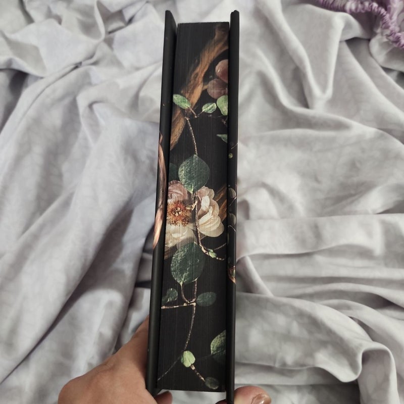Shield of Sparrows handsigned walmart edition (Deluxe Limited Edition)