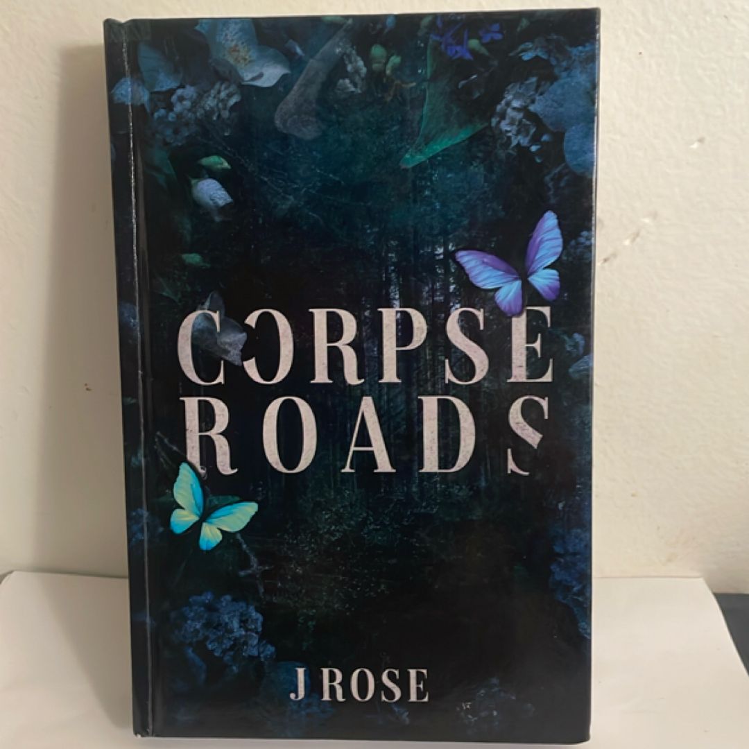 Corpse Roads: A Dark Reverse Harem Romance (Sabre Security)