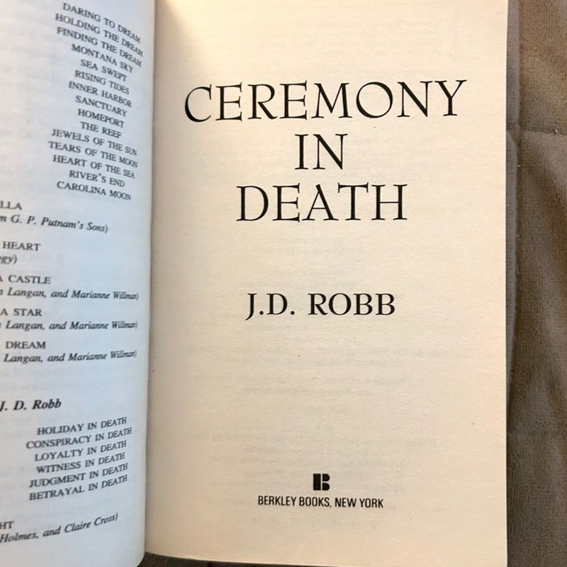 Ceremony in Death 208