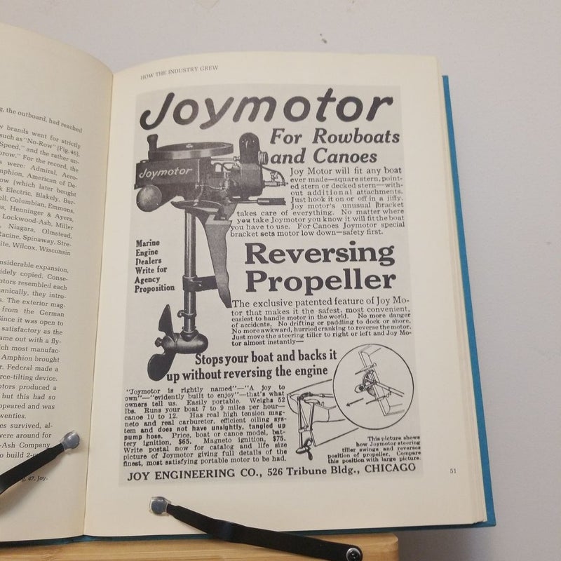 The Pictorial History of Outboard Motors 