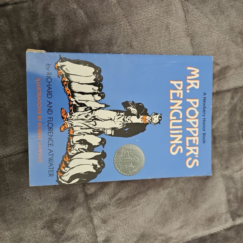 Mr. Popper's Penguins (Newbery Honor Book)