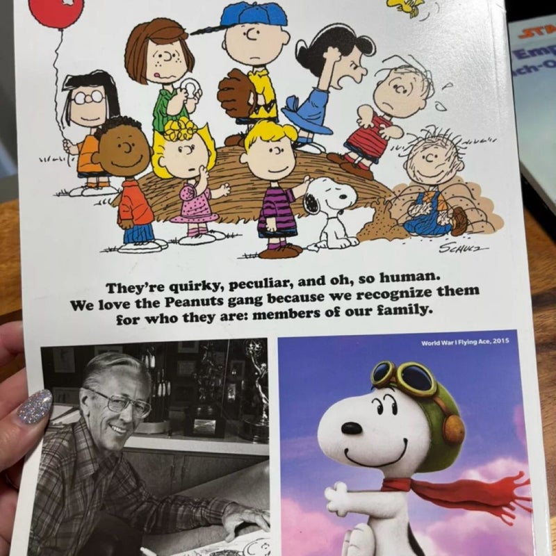 LIFE MAGAZINE - December 2021 - Peanuts The World's Greatest Comic Strip