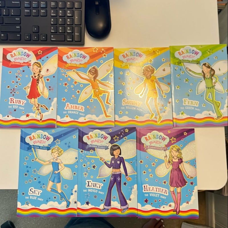 Rainbow Magic Rainbow Fairies Book Bundle #1-7