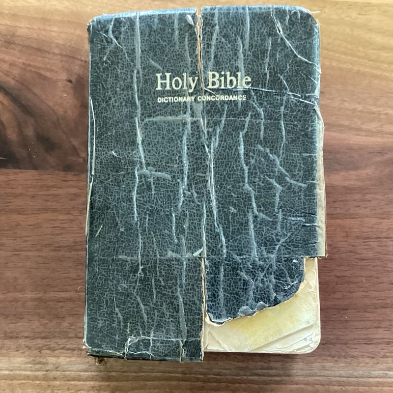1984 Holy Bible KJV Nelson Dictionary Concordance, Red Letter Edition