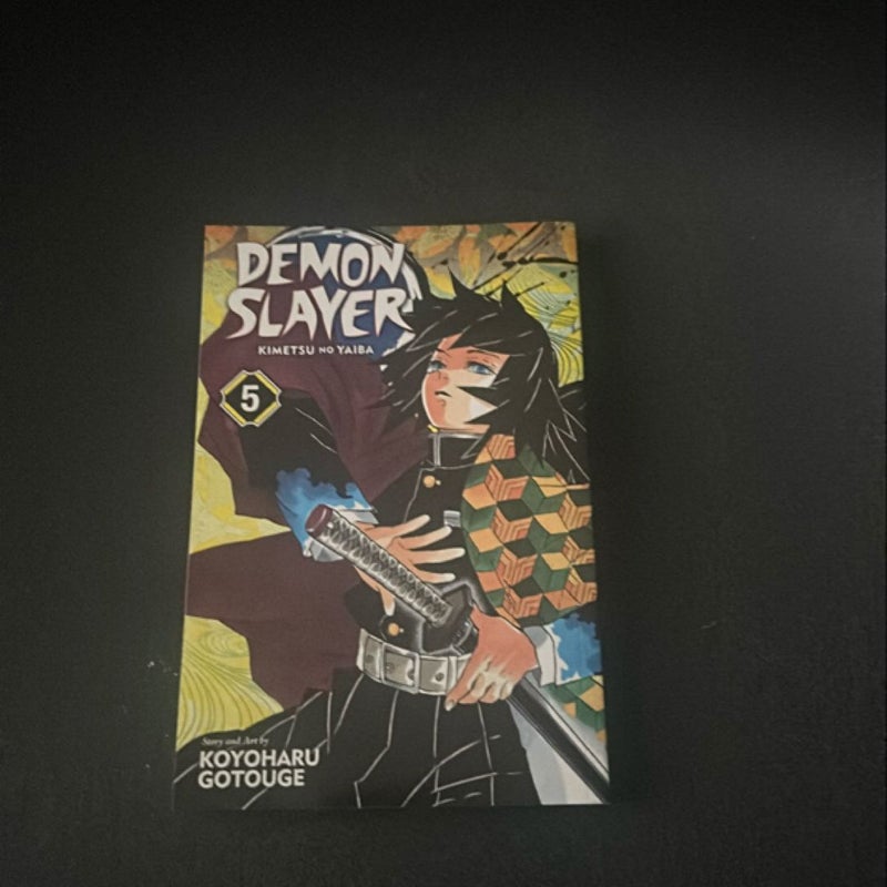 Demon Slayer: Kimetsu No Yaiba, Vol. 5