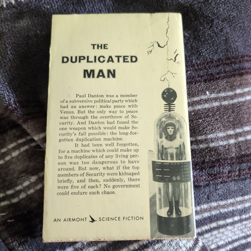 The Duplicated man 