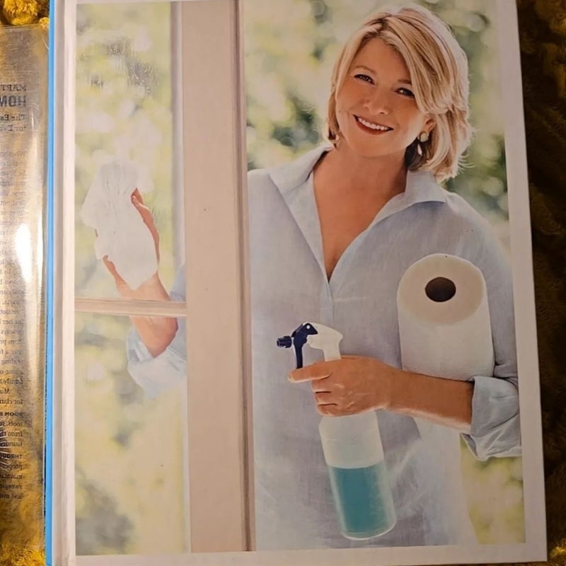 Martha Stewart's Homekeeping Handbook