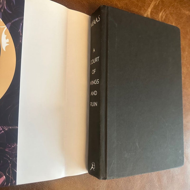A court of wings and ruin signed special edition illumicrate