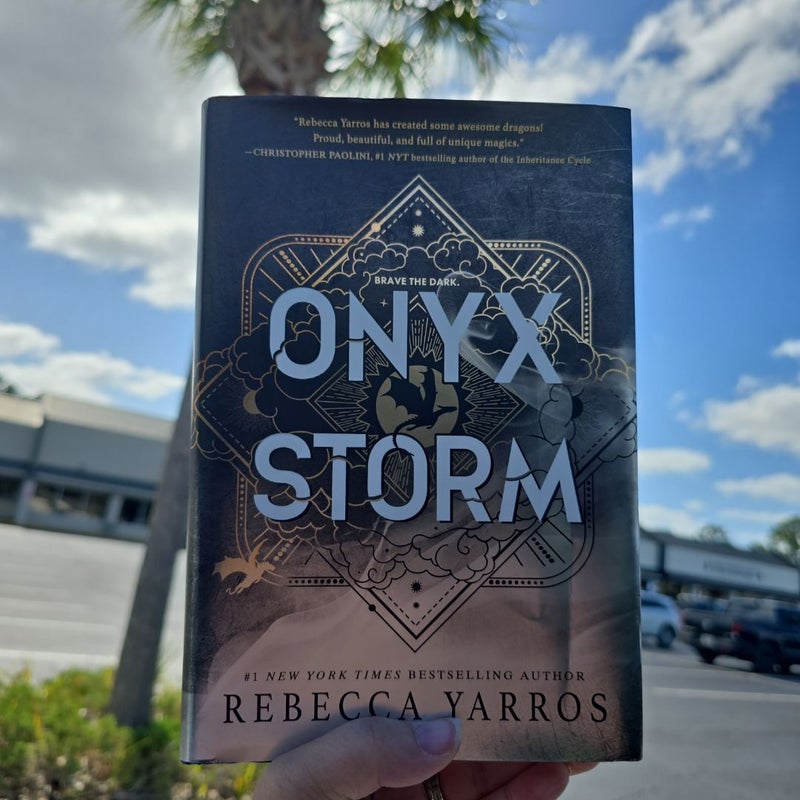 Onyx Storm (Deluxe Edition)