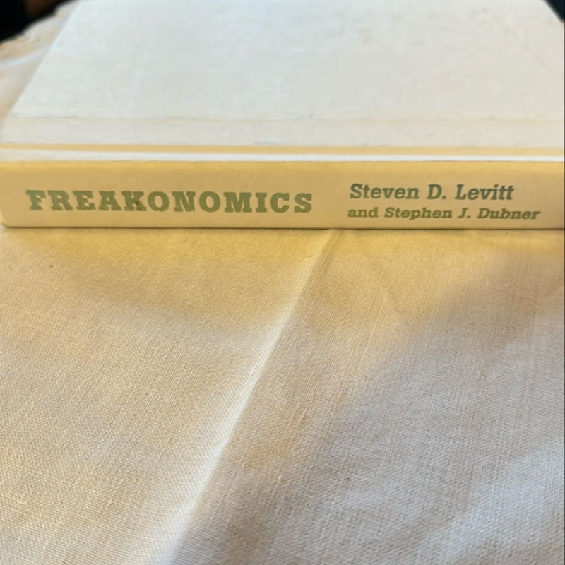 Freakonomics Revised and Expanded Edition 