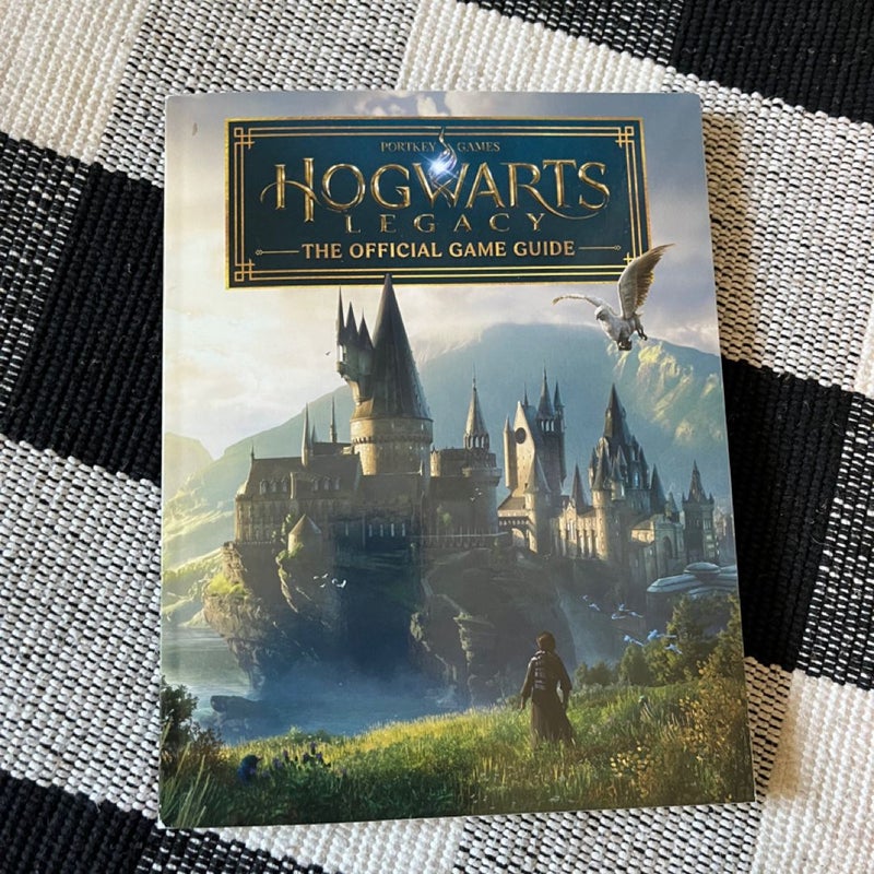 Hogwarts Legacy: the Official Game Guide (Companion Book)