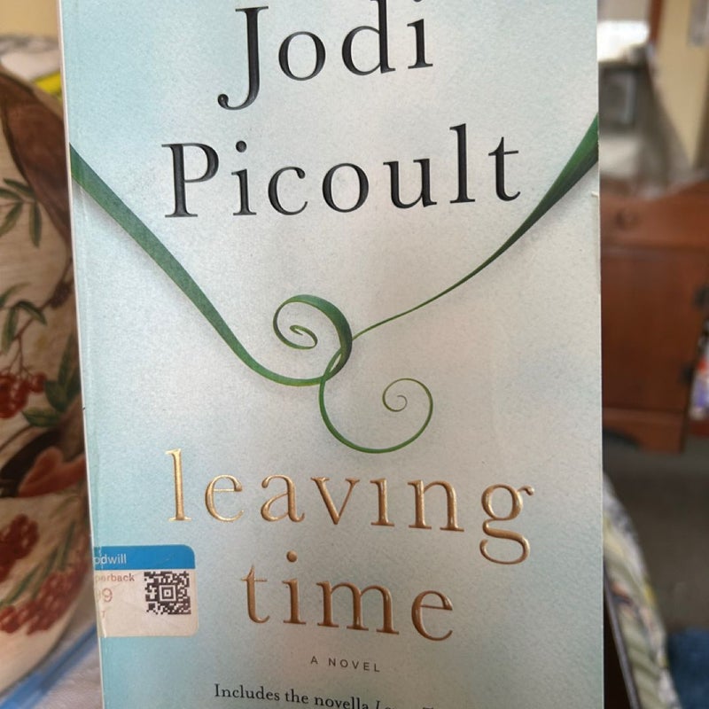 Leaving Time (with Bonus Novella Larger Than Life)