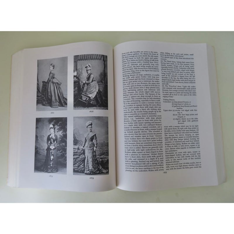 English Women's Clothing in the Nineteenth Century