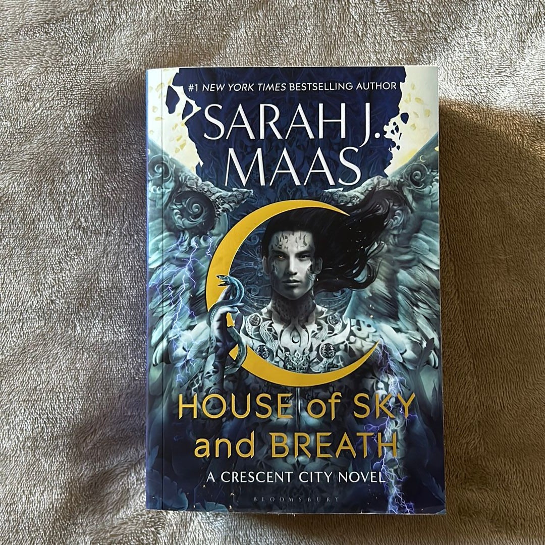 House of Sky and Breath by Sarah J. Maas, Paperback | Pangobooks