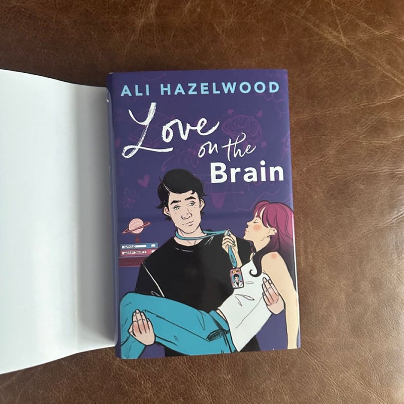 Illumicrate Love on the buy Brain Full Afterlight Box - Ali Hazelwood