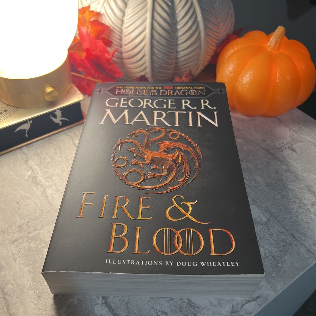 Fire & Blood (HBO Tie-in Edition) by George R. R. Martin: 9780593598009