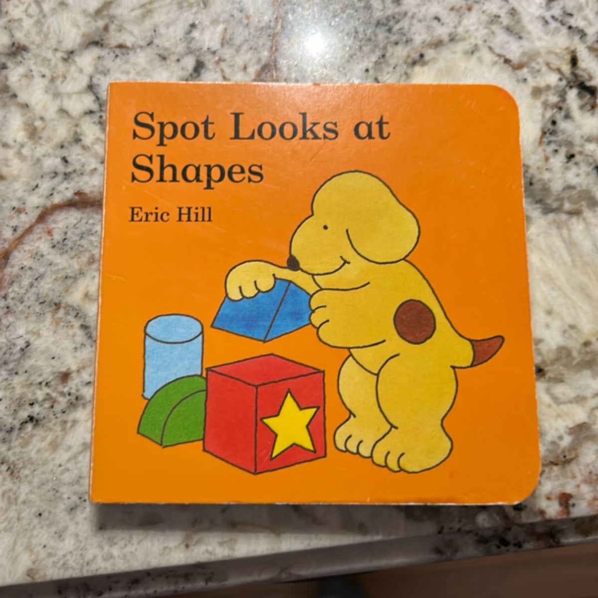 Spot Looks at Shapes by Eric Hill