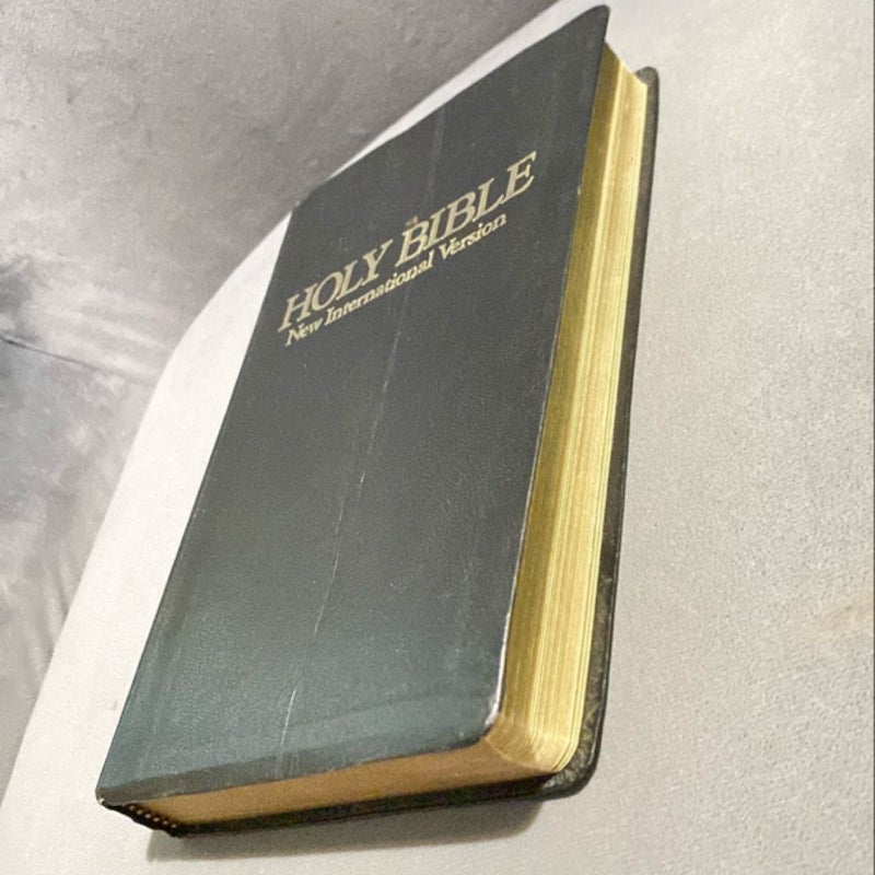 NIV Personal Gift Bible