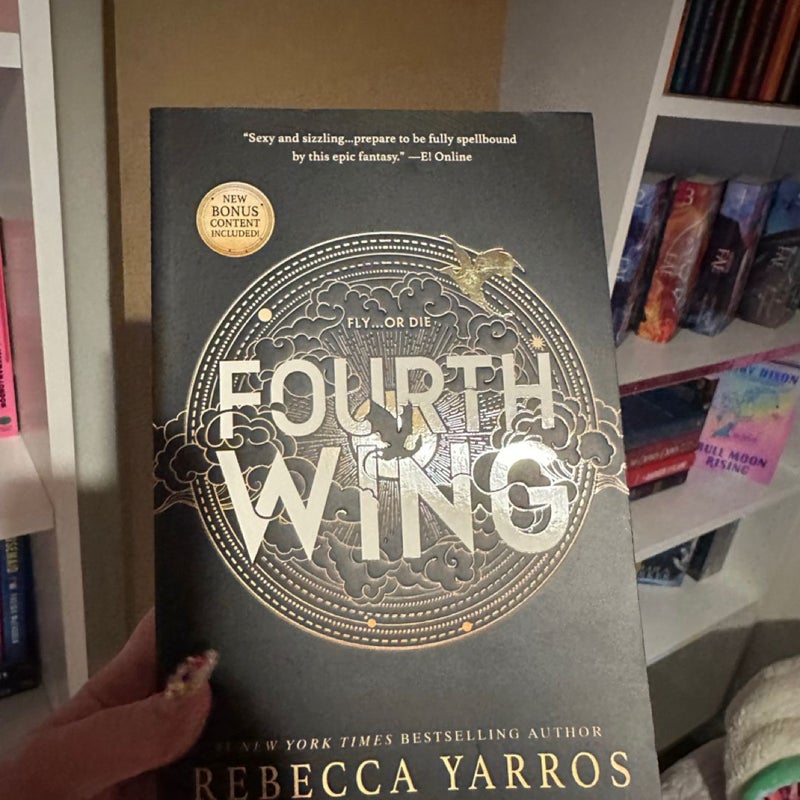 Fourth Wing Paperback Special Edition