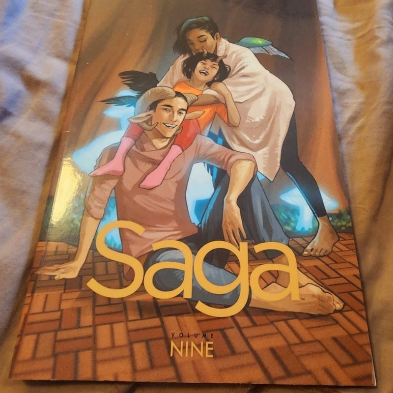 Saga Graphic Novel Bundle