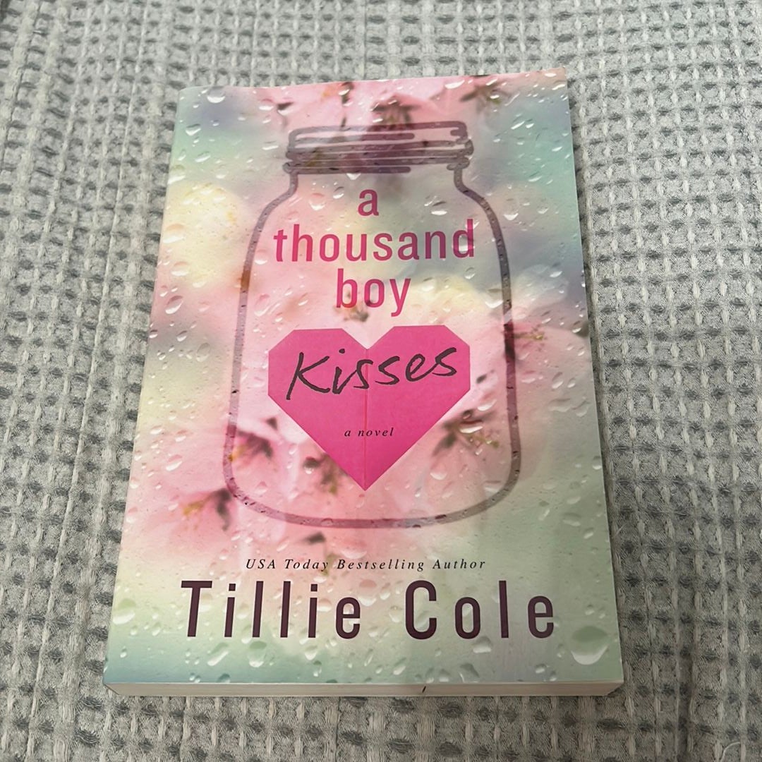 A Thousand Boy Kisses by Tillie Cole, Paperback Pangobooks