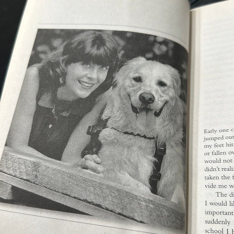 (First Edition) Through a Dog's Eyes