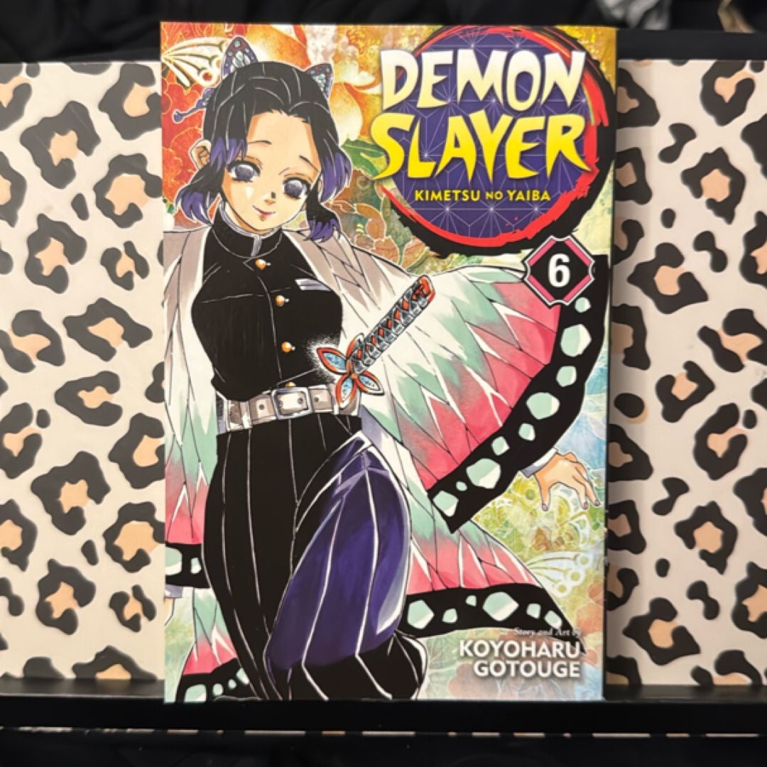 鬼滅の刃　６冊 Demon Slayer: Kimetsu No Yaiba, Vol. 6 by Koyoharu Gotouge