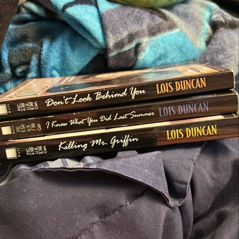 Lois Duncan book lot 