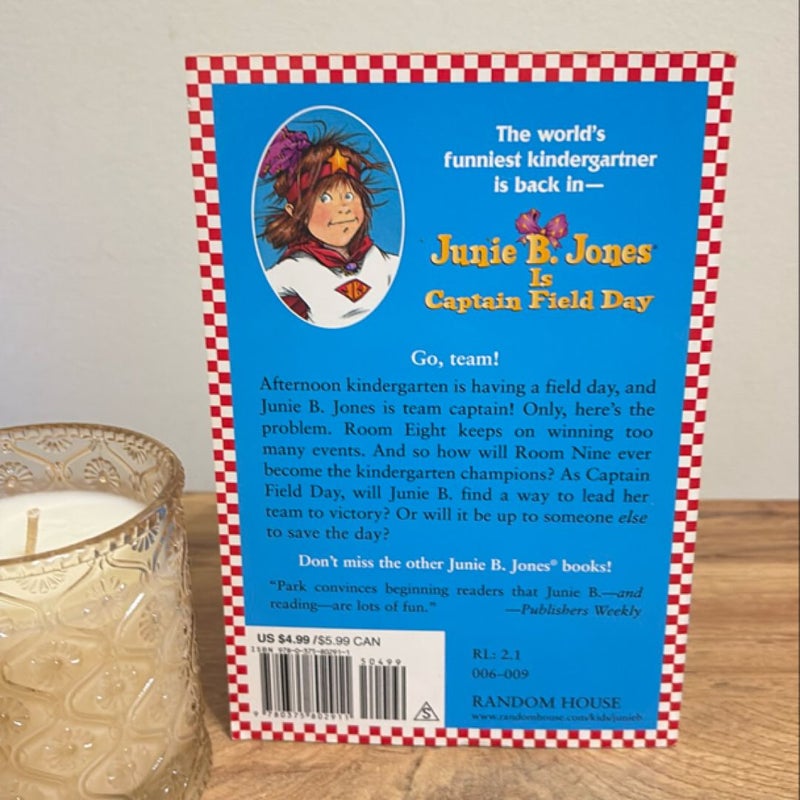 Junie B. Jones #16: Junie B. Jones Is Captain Field Day