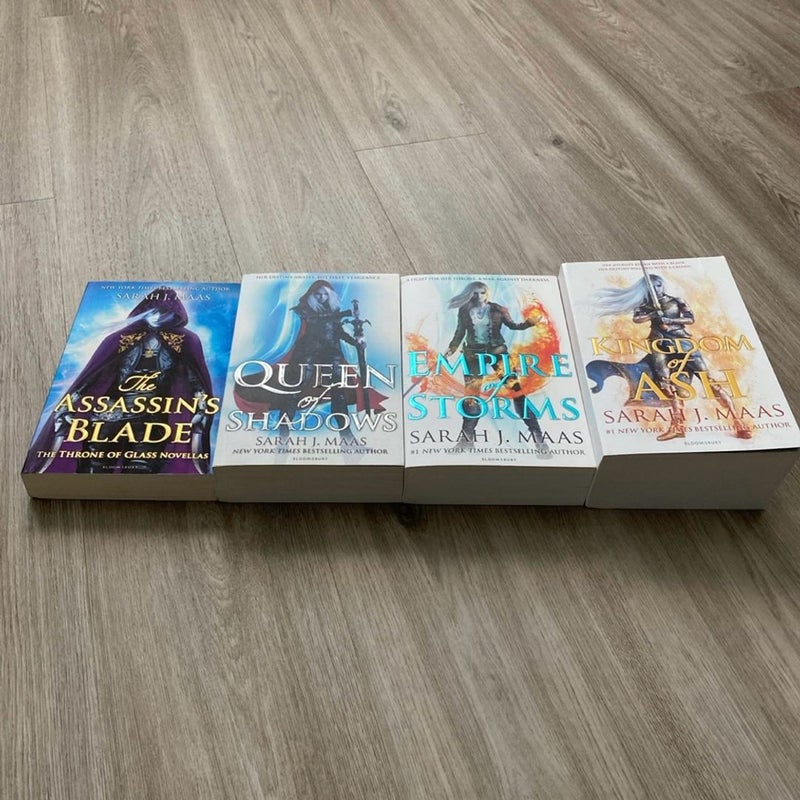 Throne of Glass UK paperback