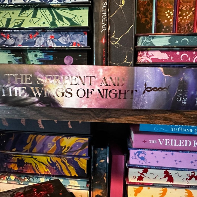 The Serpent & The Wings of Night - Iridescent Fairytales Editiob