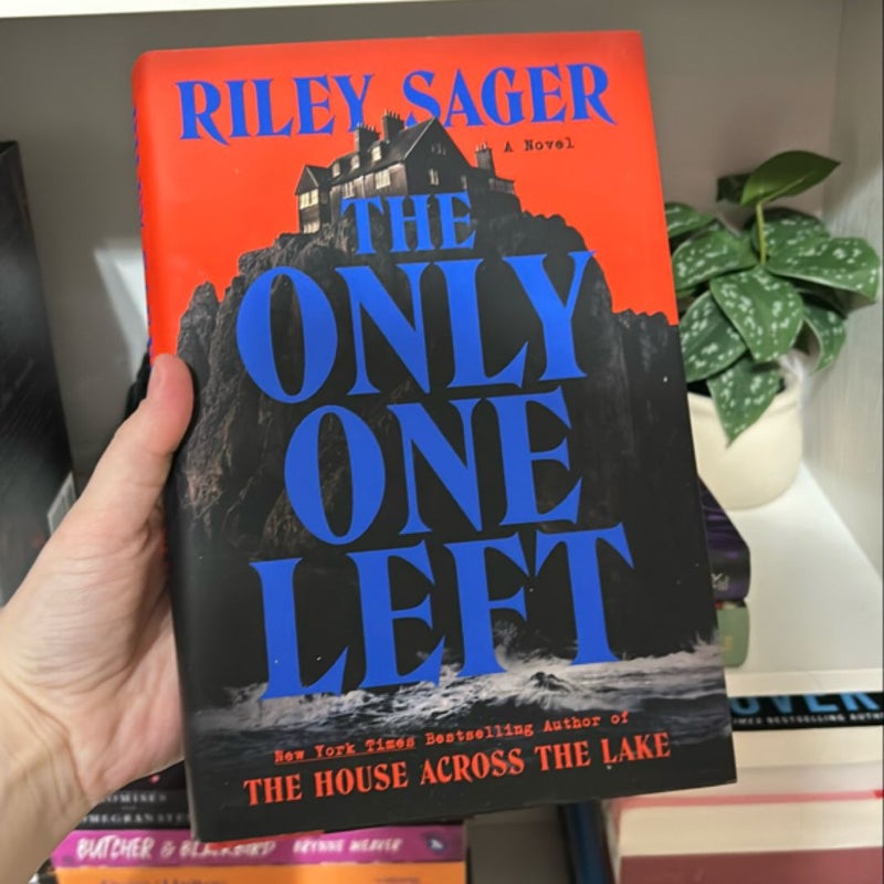 Thriller bundle by Freida McFadden Riley sager , Hardcover | Pangobooks