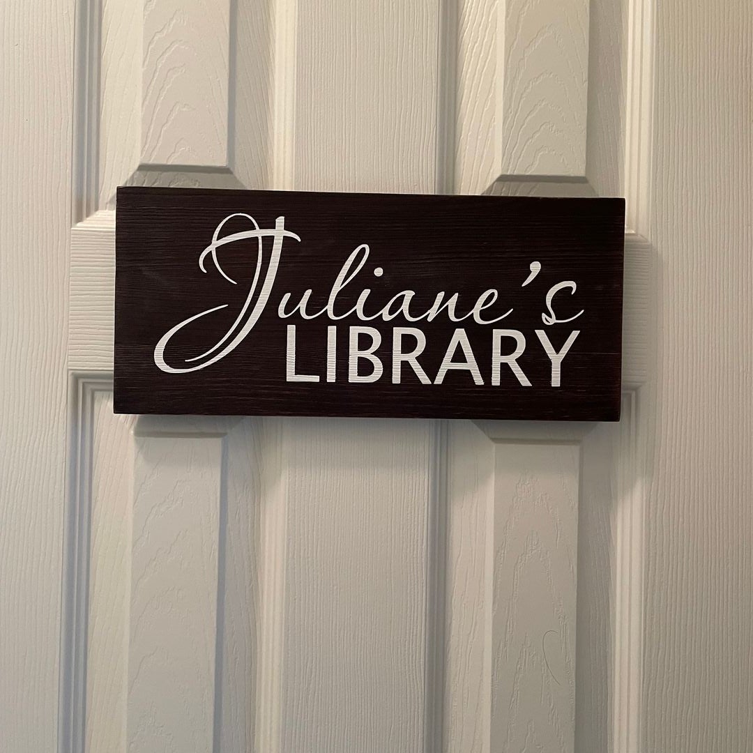Juliane’s Book Closet