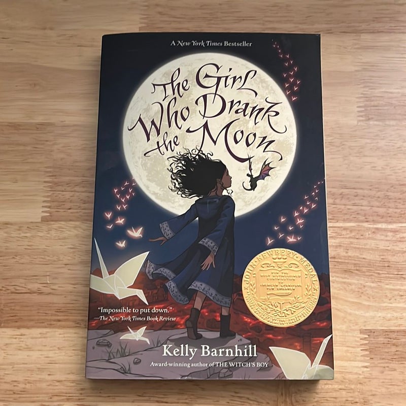 The Girl Who Drank the Moon (Winner of the 2017 Newbery Medal)